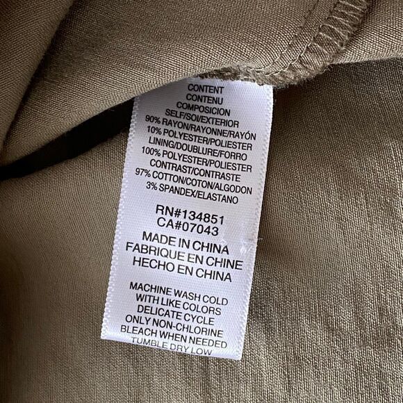 WAYF Olive Green Cropped Button Down Shirt Women’s Size Medium Long Sleeve - Picture 7 of 8